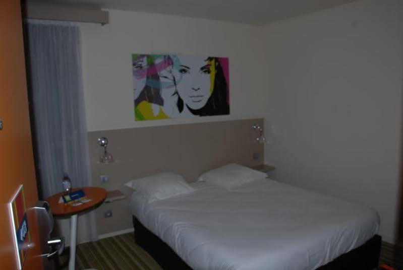 B&B HOTEL Marseille Centre La Timone Esterno foto